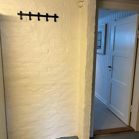 Bynaert Kaeldervaerelse Taet Pa E45 民宿 *