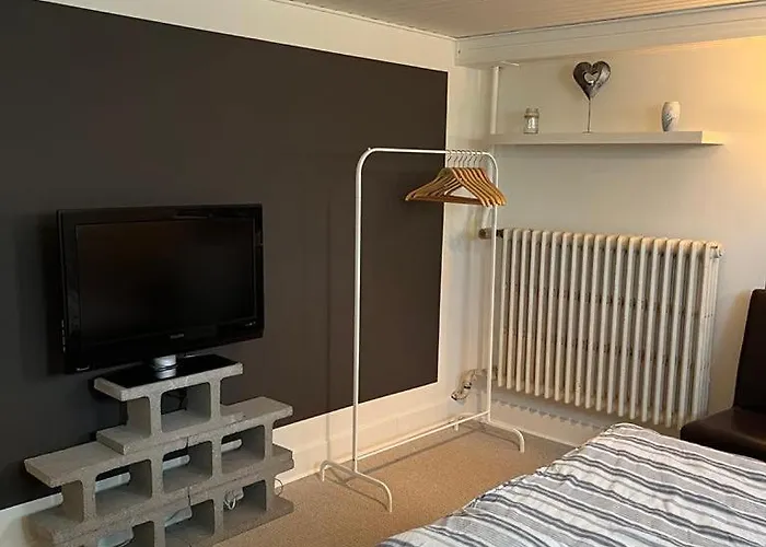 Bynaert Kaeldervaerelse Taet Pa E45 *